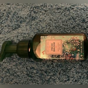 Bath and body works foaming hand soap